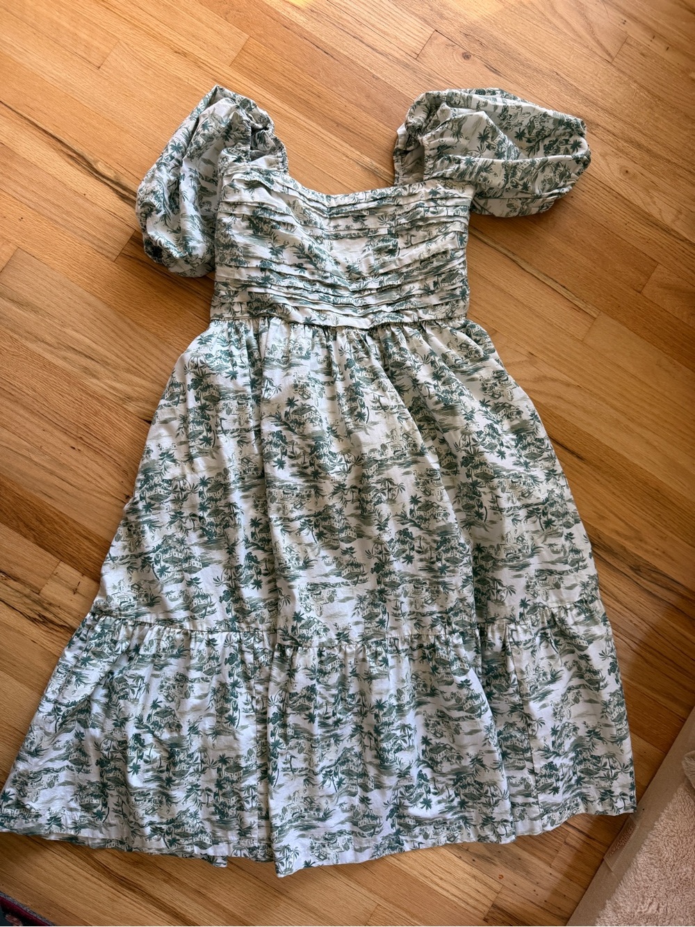 Abercrombie & Fitch White Dress with Green Toile Print